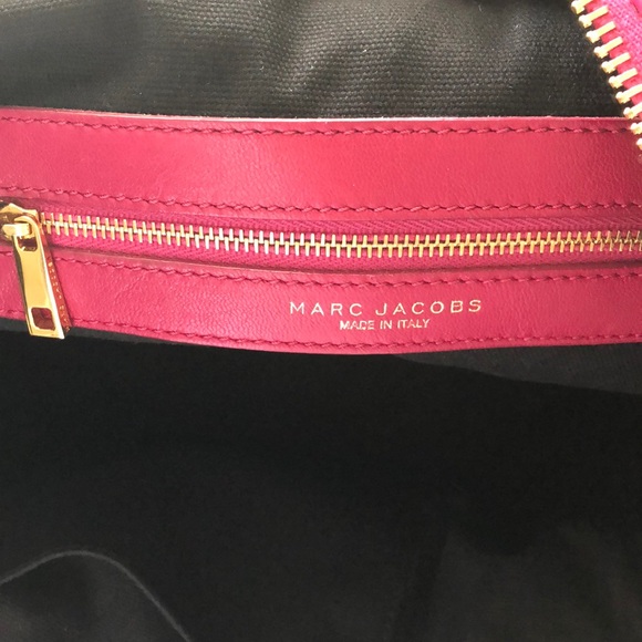 Sienna Miller Marc Jacobs Stam Tote - Picture 7 of 11